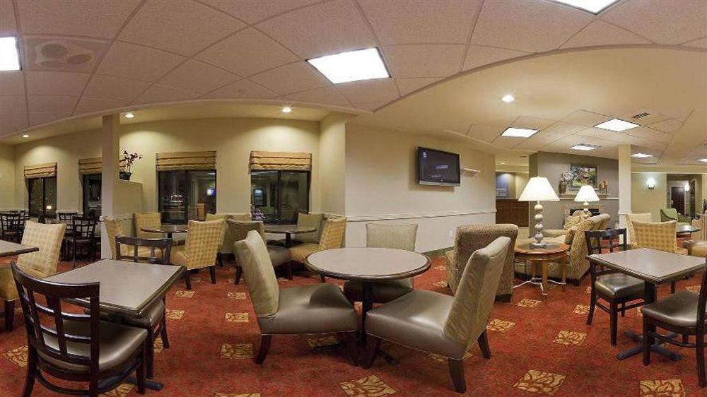Holiday Inn Express & Suites Bradley Airport By Ihg Windsor Locks Exterior photo