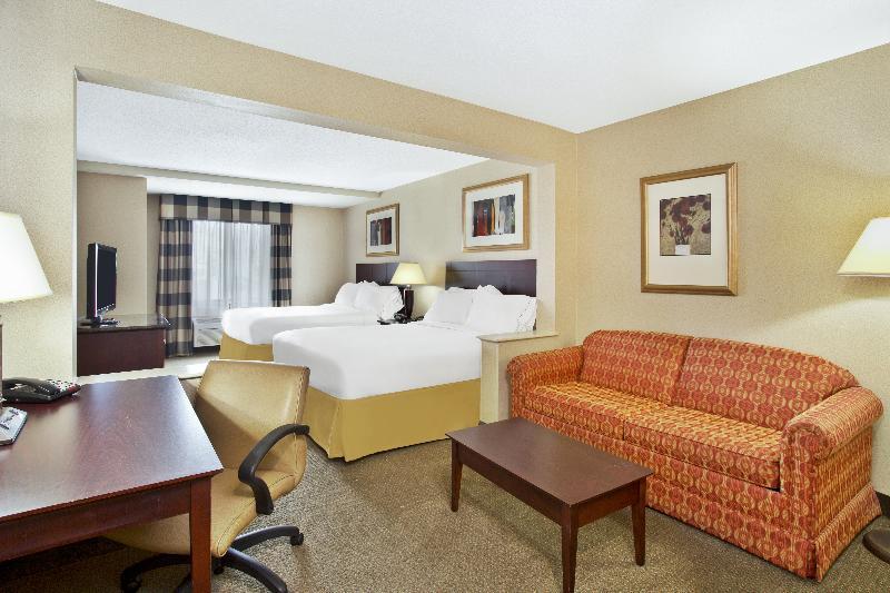 Holiday Inn Express & Suites Bradley Airport By Ihg Windsor Locks Exterior photo